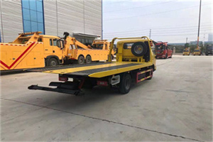 宽甸非事故拖车