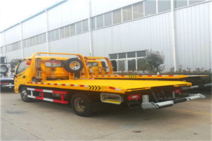 宽甸附近拖车救援搭电